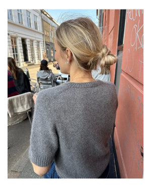 PetiteKnit Maggie Cardigan -neuleohje