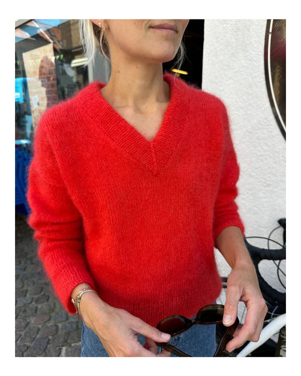 PetiteKnit Stockholm Sweater V-Neck -neuleohje