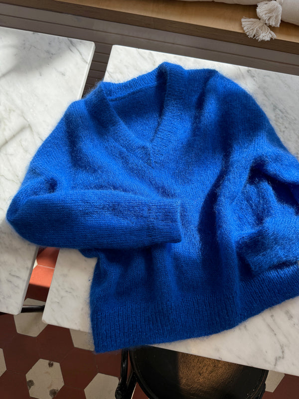 Sunday Knitting Club: PetiteKnit Stockholm Sweater V-neck -neulekurssi