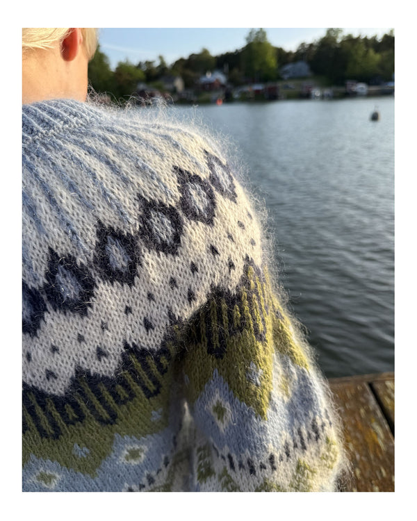 Kutovakika Dirty Caramel Sweater -neulesetti [koko L]