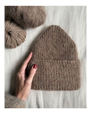 Sunday Knitting Club Cappuccino pipo -asusteohje (FIN)