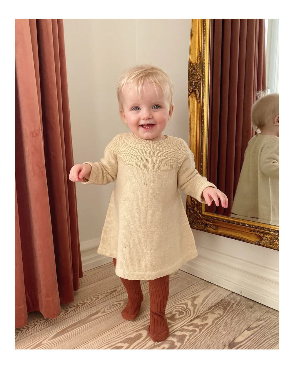 PetiteKnit Anker's Dress -neuleohje (English)