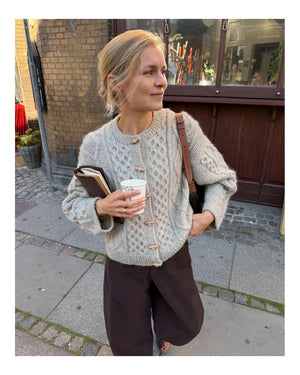 PetiteKnit Dagmar Jacket suomeksi