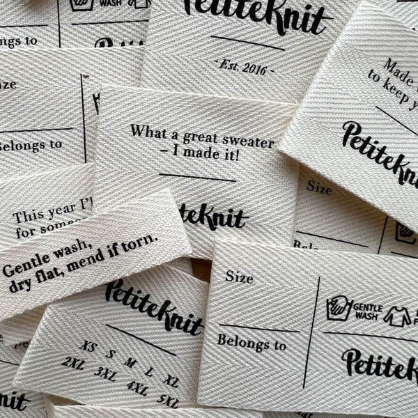 PetiteKnit Label with Sizes (vaatemerkki kokomerkinnöillä)