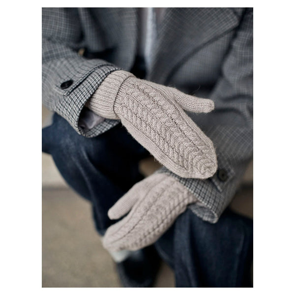 Foundations - 20 Knitted Accessories by Sari Nordlund