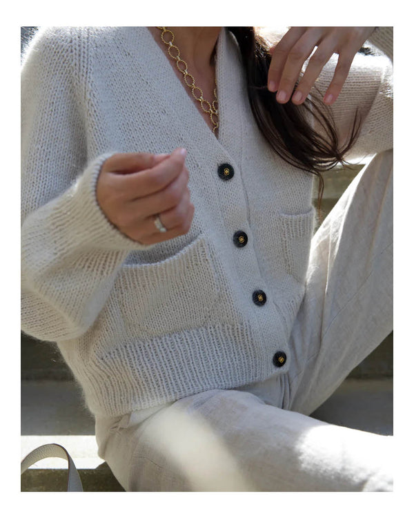 Lotte Cardigan -neuleohje