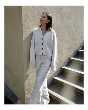 Lotte Cardigan -neuleohje