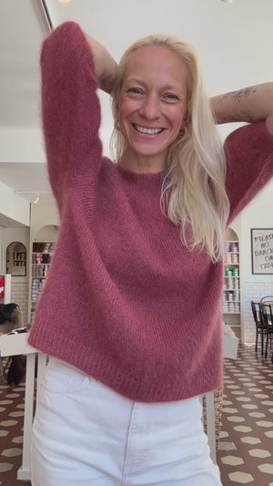 PetiteKnit Beginner Knitting Course