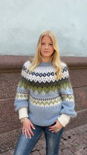 Kirjoneulekurssi + Värianalyysi workshop